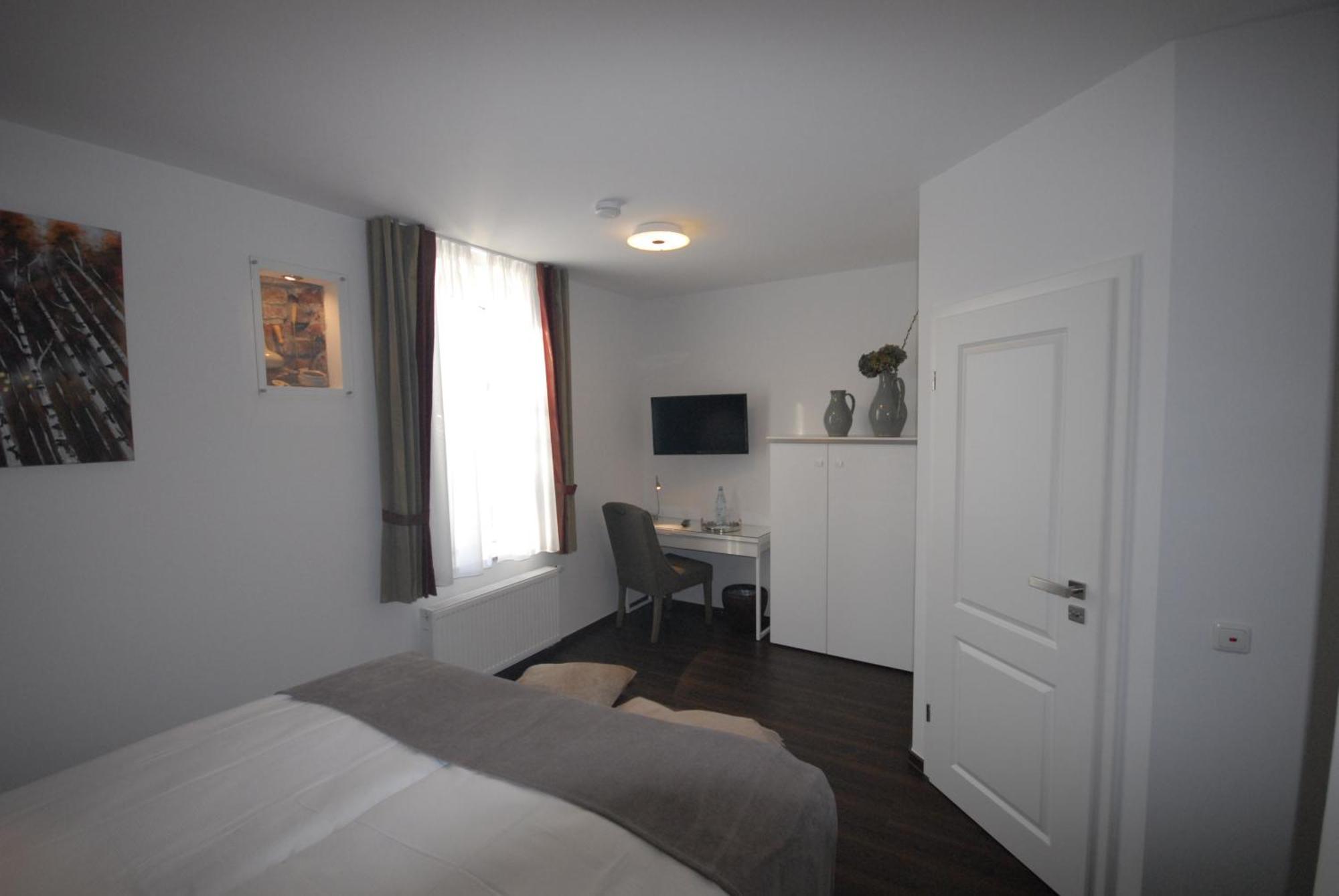 Landhotel Alte Toepferei Duisbourg Extérieur photo