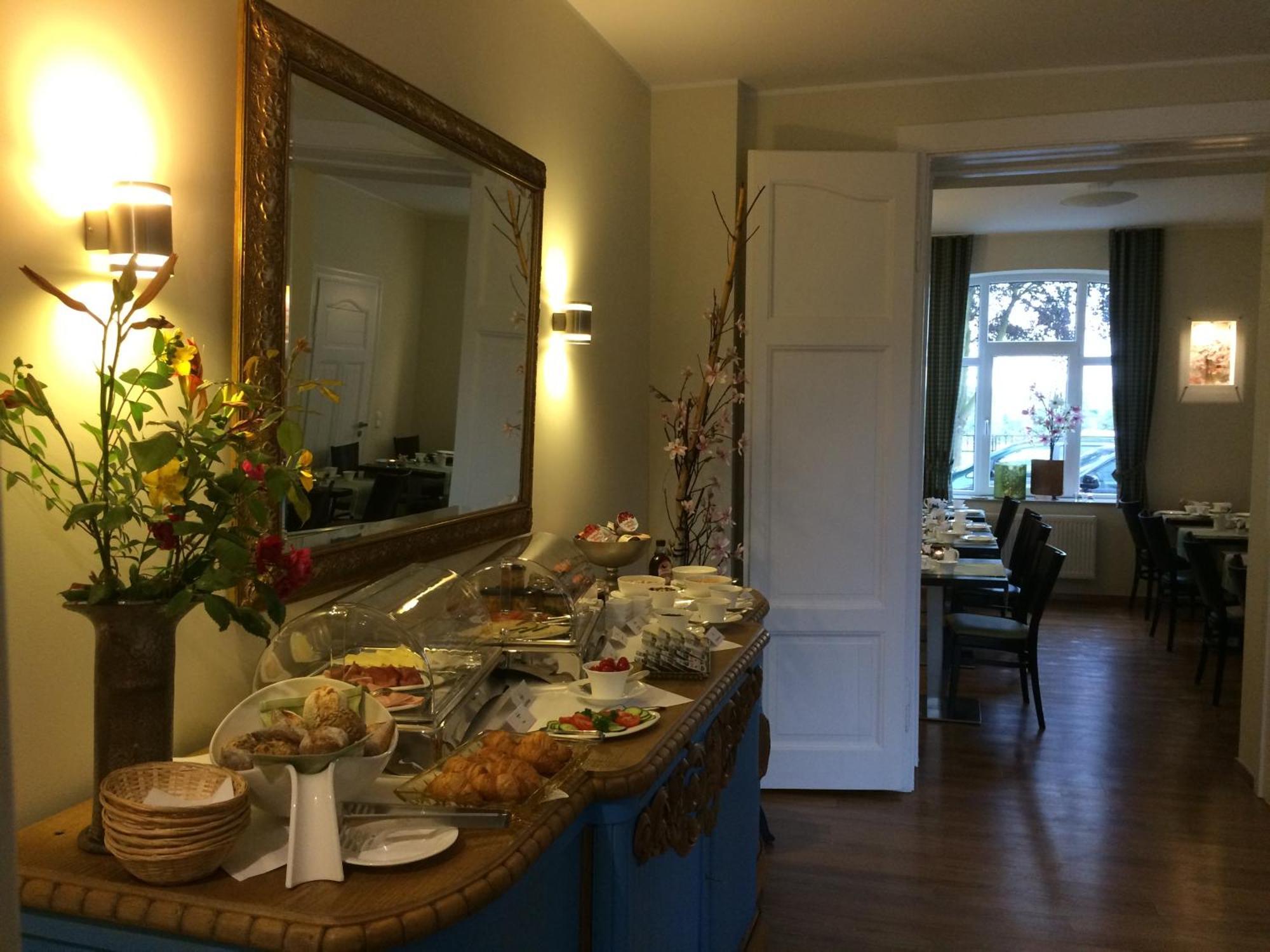 Landhotel Alte Toepferei Duisbourg Extérieur photo
