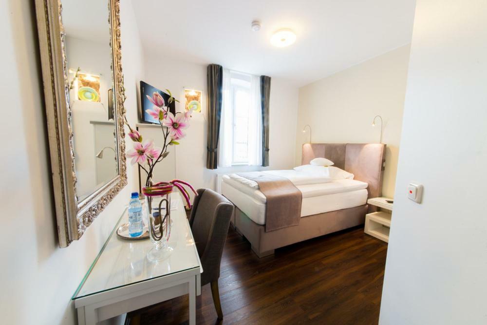 Landhotel Alte Toepferei Duisbourg Extérieur photo
